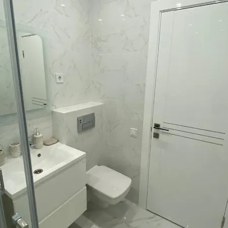 Апартаменти Жк Сонячний Квартал Golubinoye Exterior photo